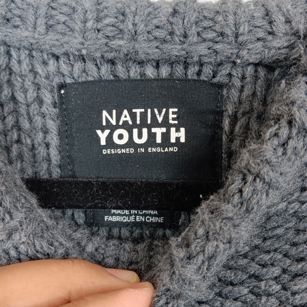 NATIVE YOUTH Polar Knit Sweater Men's Size M Gray Rib Chunky Crew Neck - Picture 5 of 6